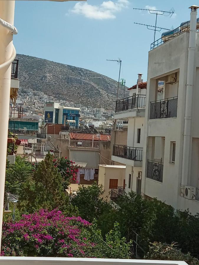 ιδανικό δίπλα στο μετρό, ανάμεσα στο κέντρο και τη παραλία Appartement Athènes