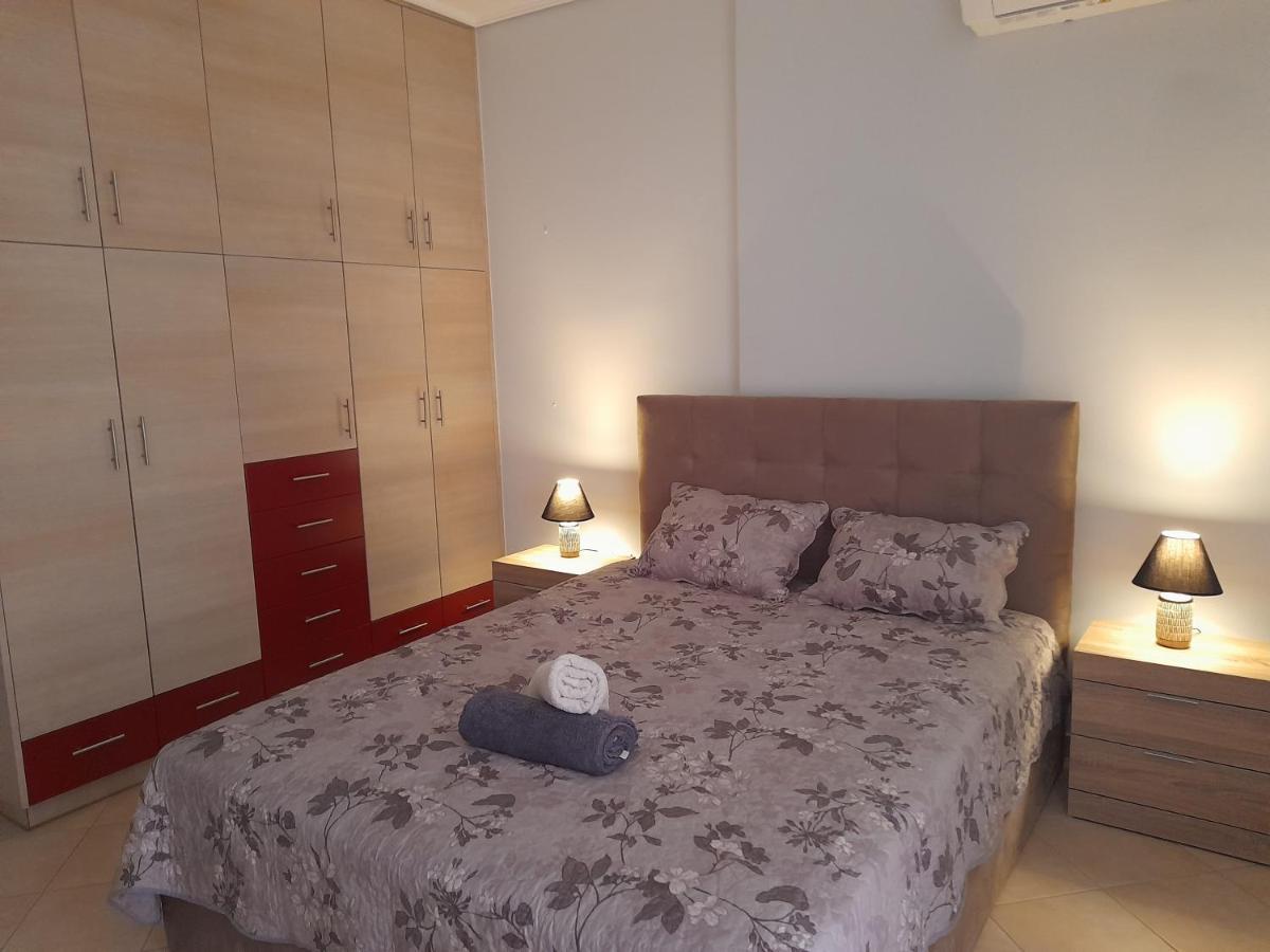 ιδανικό δίπλα στο μετρό, ανάμεσα στο κέντρο και τη παραλία Athènes